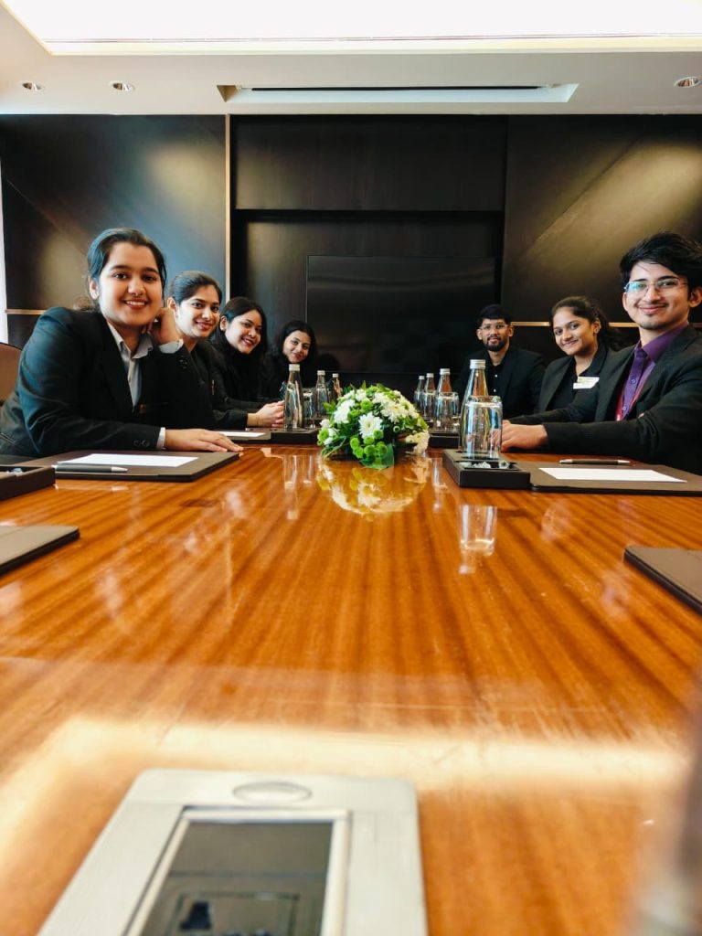 Students volunteering at Ascend Karnataka 2025 – Karnataka’s $1 trillion economy vision
