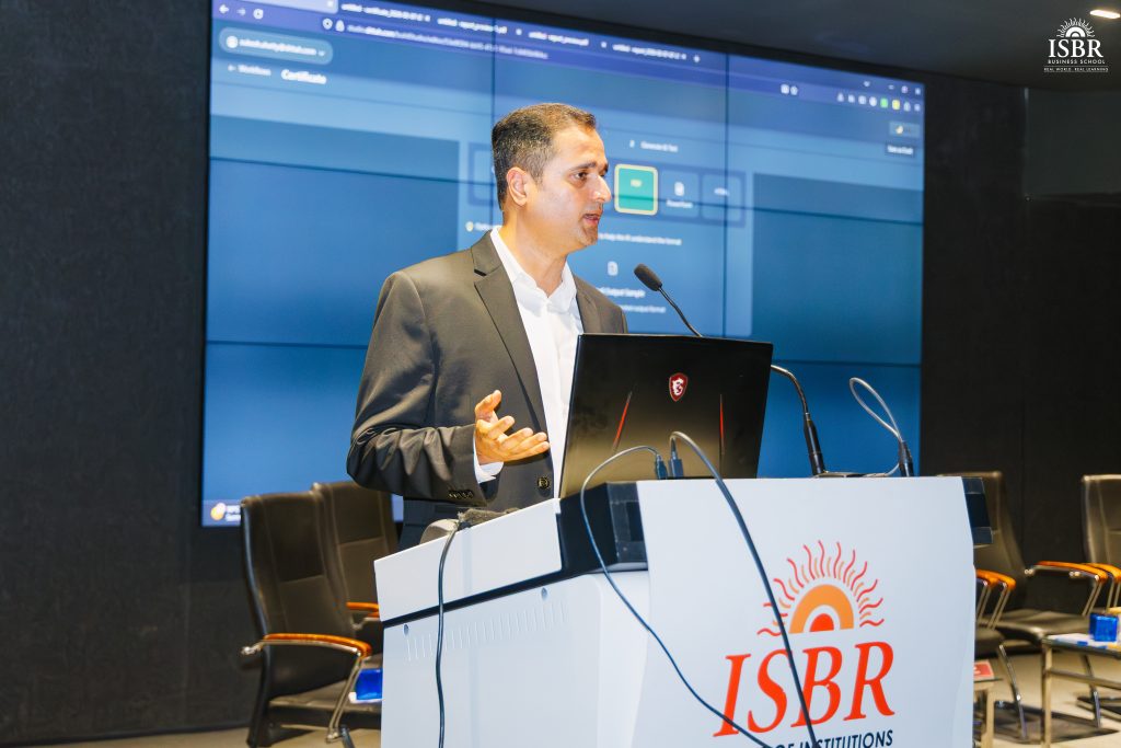 Networking session between students and AI industry professionals at conclave