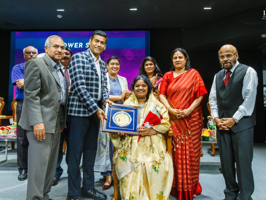 Classical vocalist Dr. Sangeeta Katti honoured at Abhinandana 2026 for her contribution to music and culture.